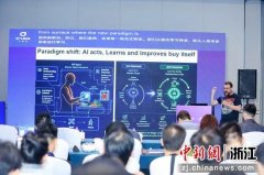 <b>世界“黑白”的能力是智能体发生认识的前提；</b>